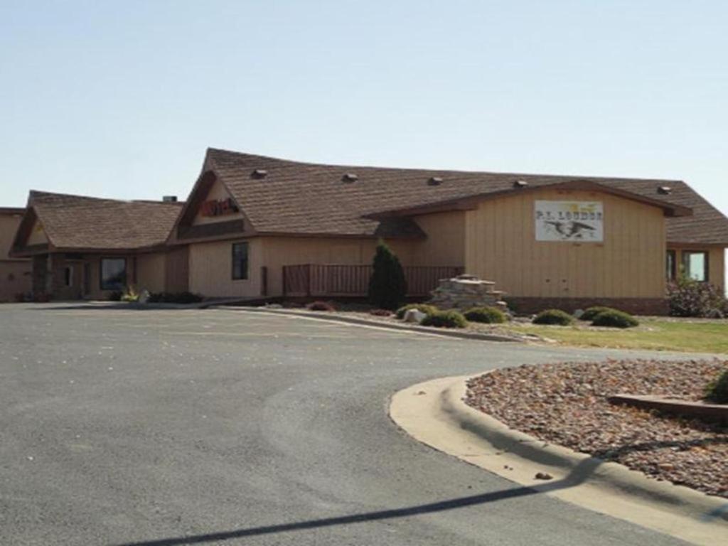 Days Inn By Wyndham West Branch Iowa City Area Εξωτερικό φωτογραφία